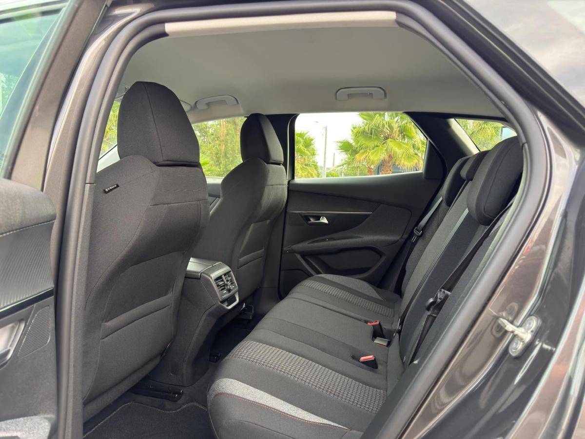 peugeot-3008-2022-diesel-1499cc