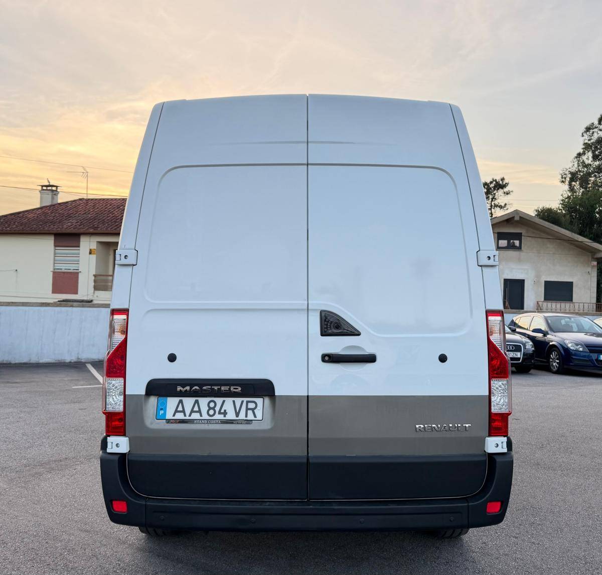 renault-master-2020-diesel-2299cc