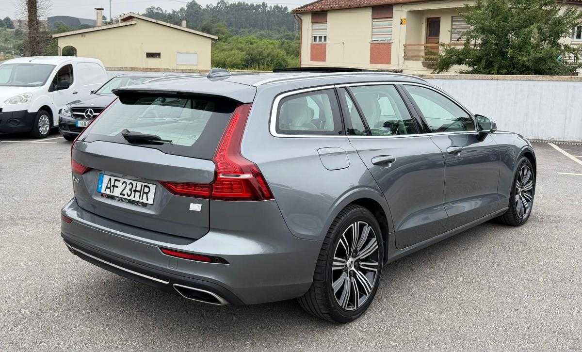 volvo-v60-2021-hibrido-a-gasolina-1969cc