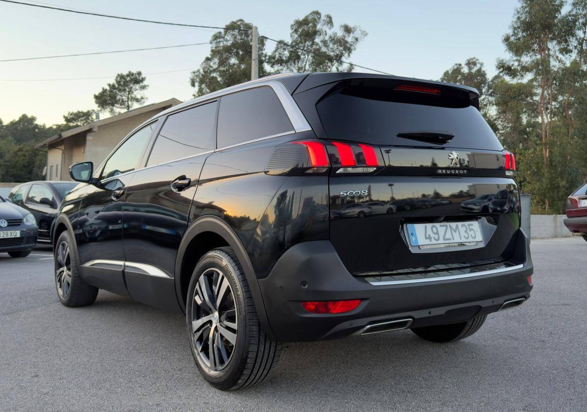 peugeot-5008-2019-diesel-1499cc