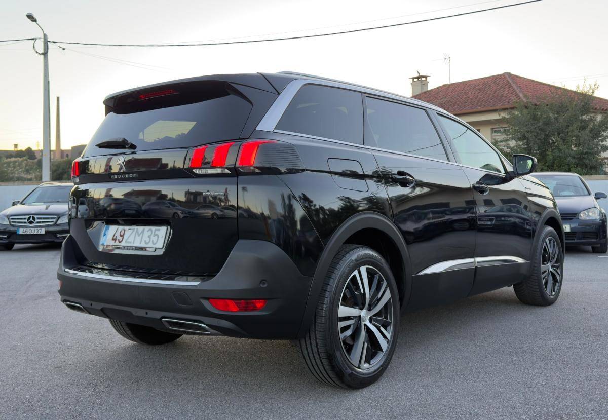 peugeot-5008-2019-diesel-1499cc