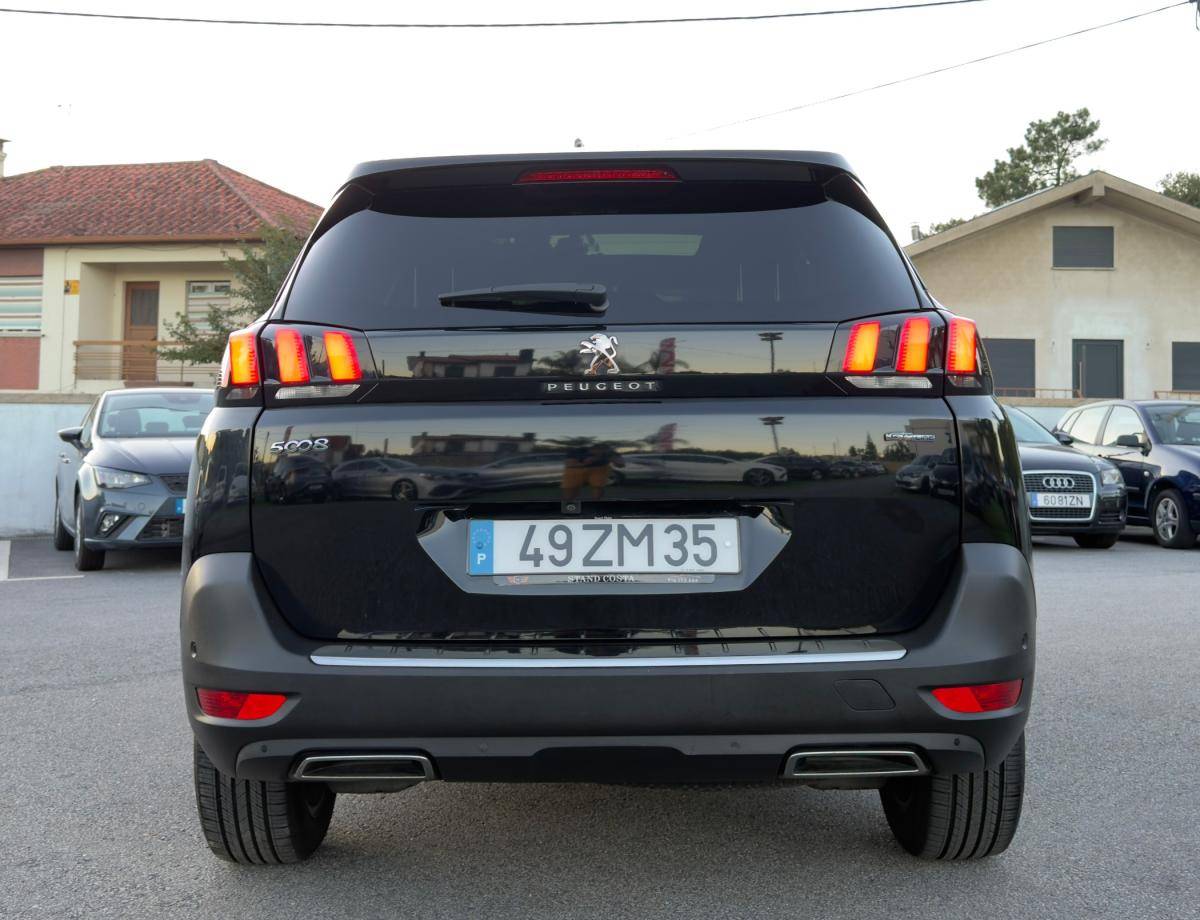 peugeot-5008-2019-diesel-1499cc