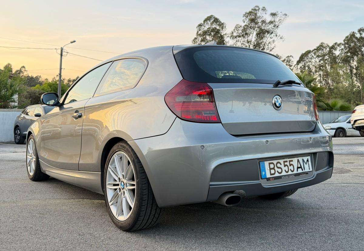 bmw-serie-1-2011-diesel-1995cc