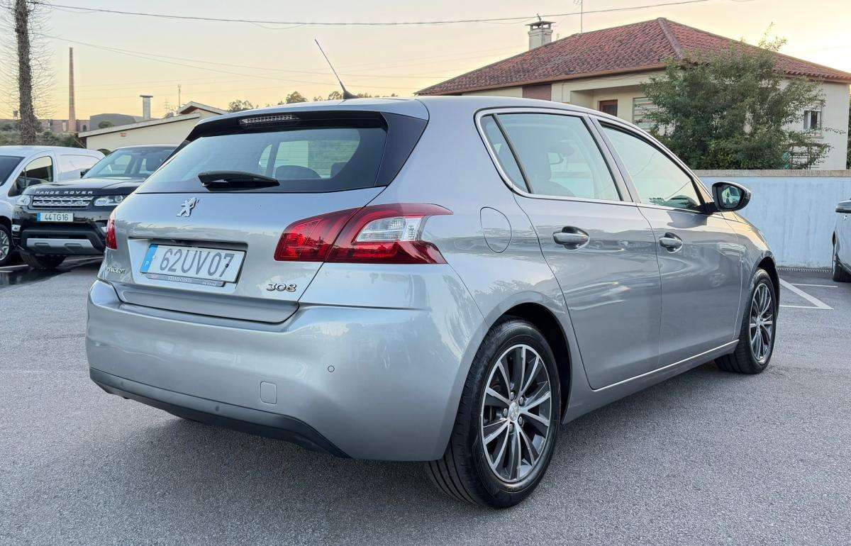 peugeot-308-2013-diesel-1560cc