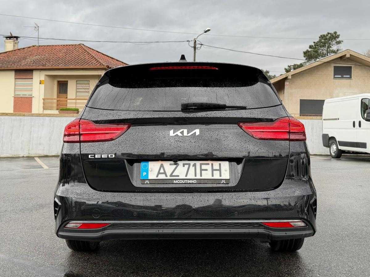 kia-ceed-sw-2023-diesel-1598cc