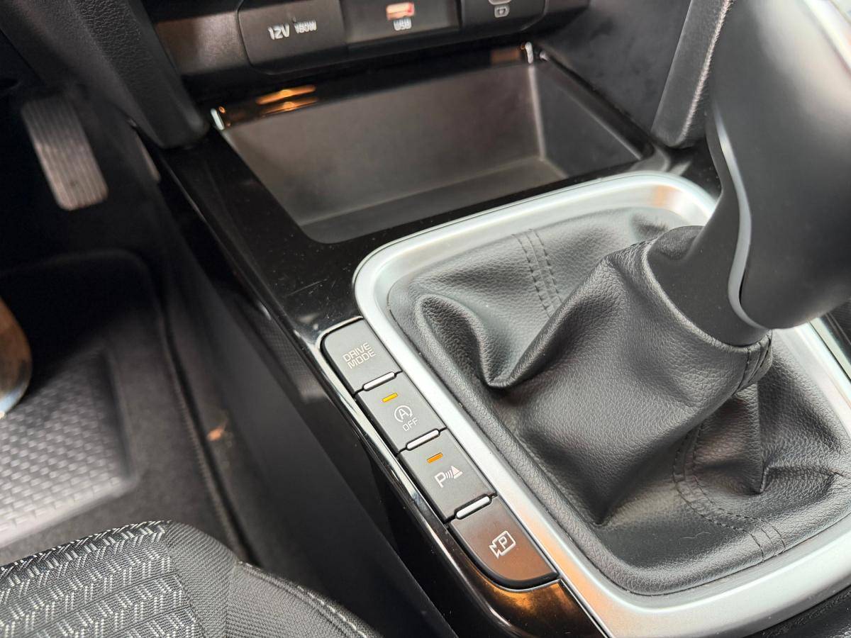 kia-ceed-sw-2023-diesel-1598cc