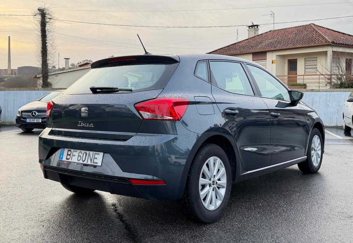 seat-ibiza-2023-gasolina-999cc