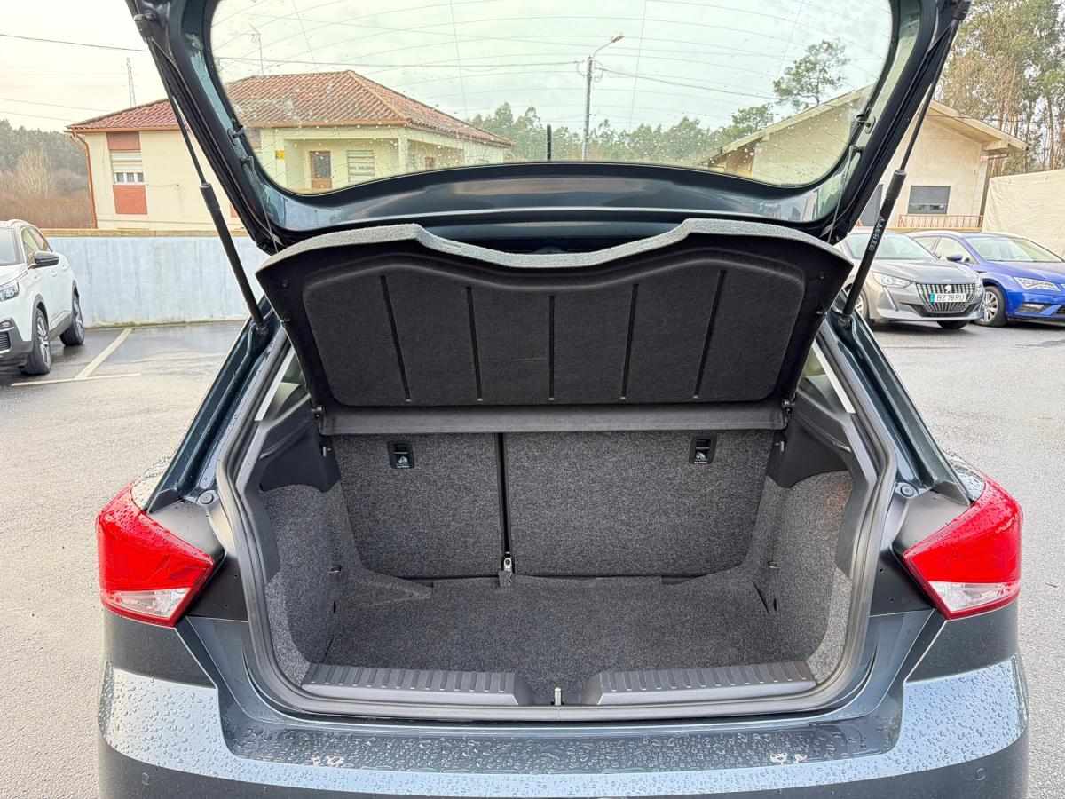 seat-ibiza-2023-gasolina-999cc