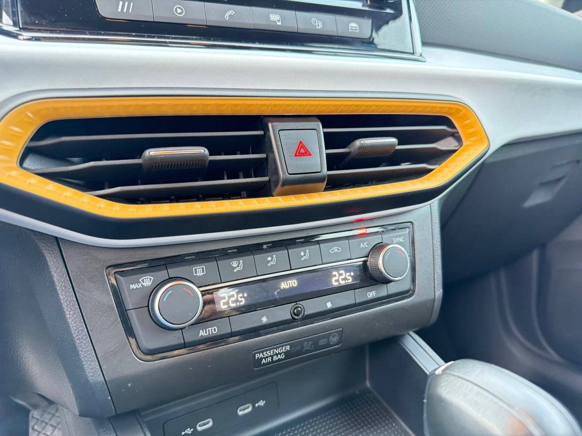seat-ibiza-2023-gasolina-999cc