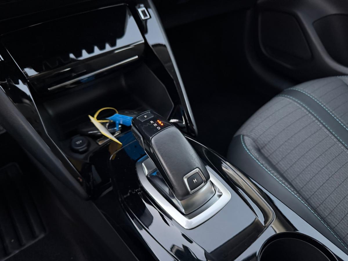 peugeot-208-2020-gasolina-1199cc