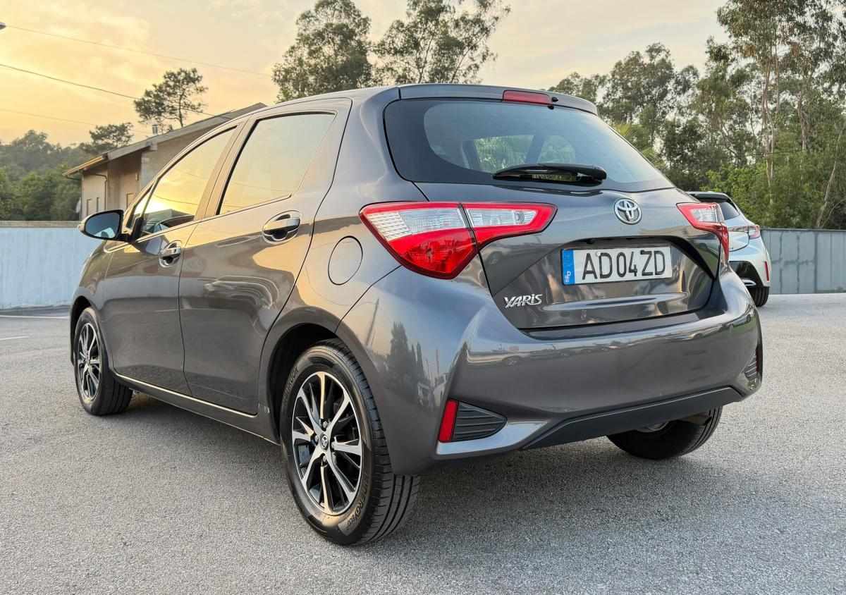 toyota-yaris-2020-gasolina-998cc