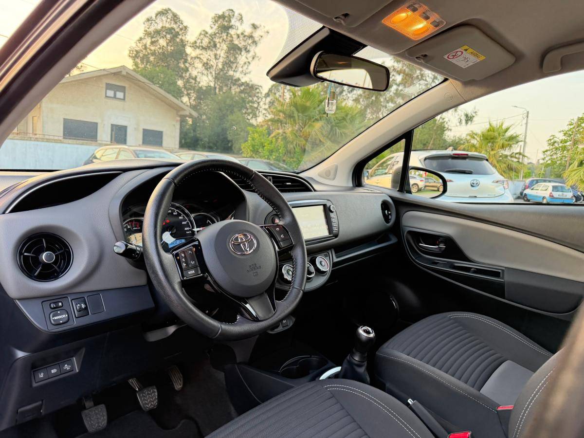 toyota-yaris-2020-gasolina-998cc