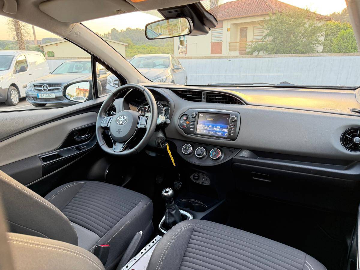 toyota-yaris-2020-gasolina-998cc
