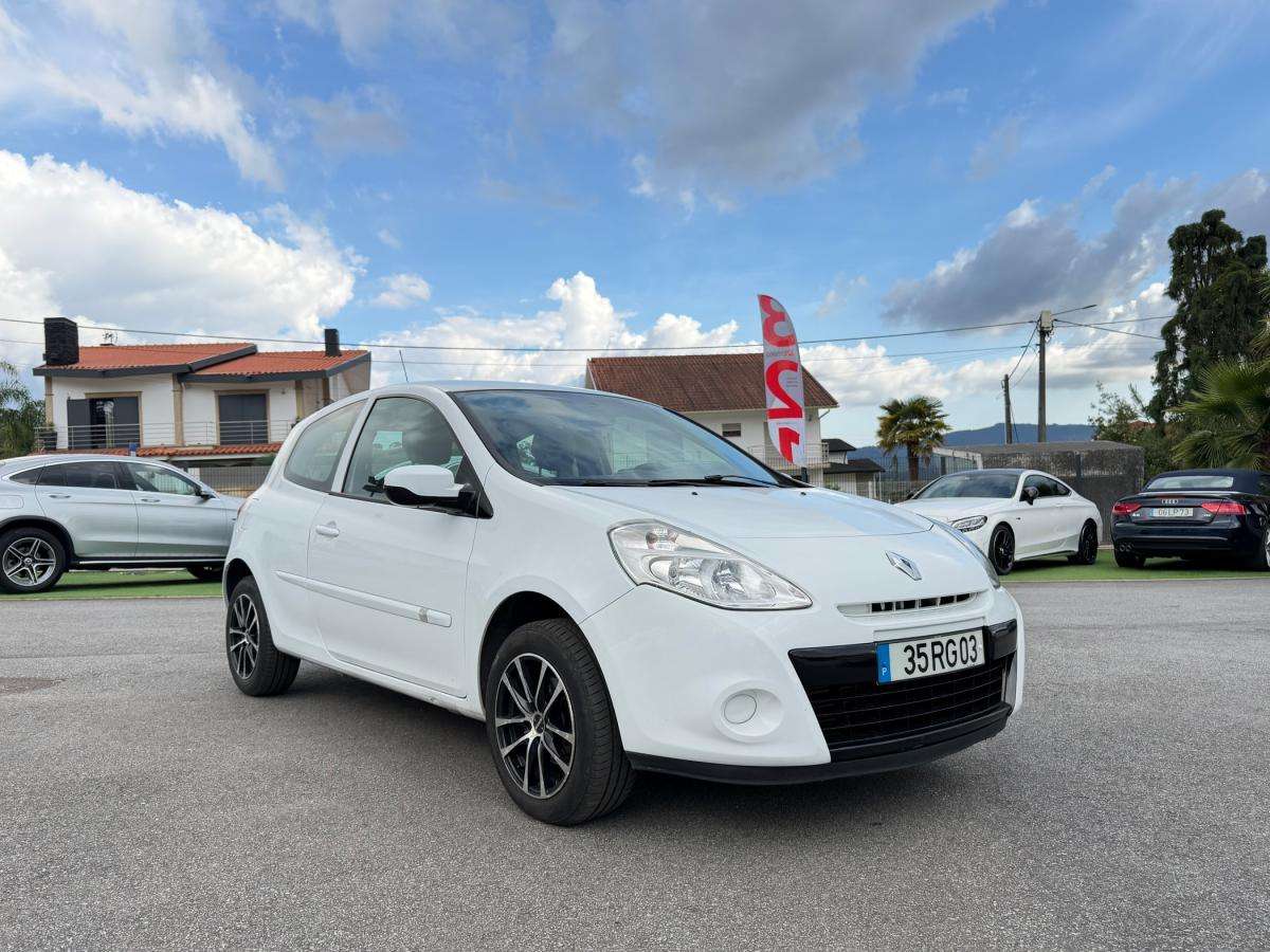 renault-clio-2011-diesel-1461cc