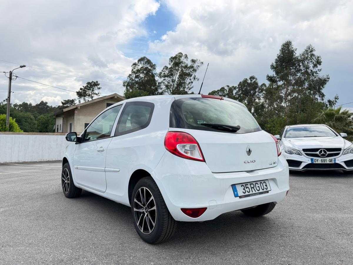 renault-clio-2011-diesel-1461cc