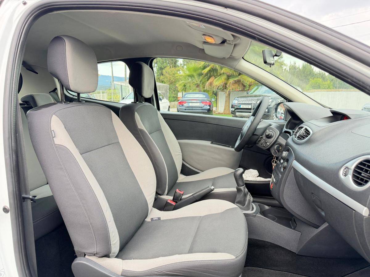 renault-clio-2011-diesel-1461cc