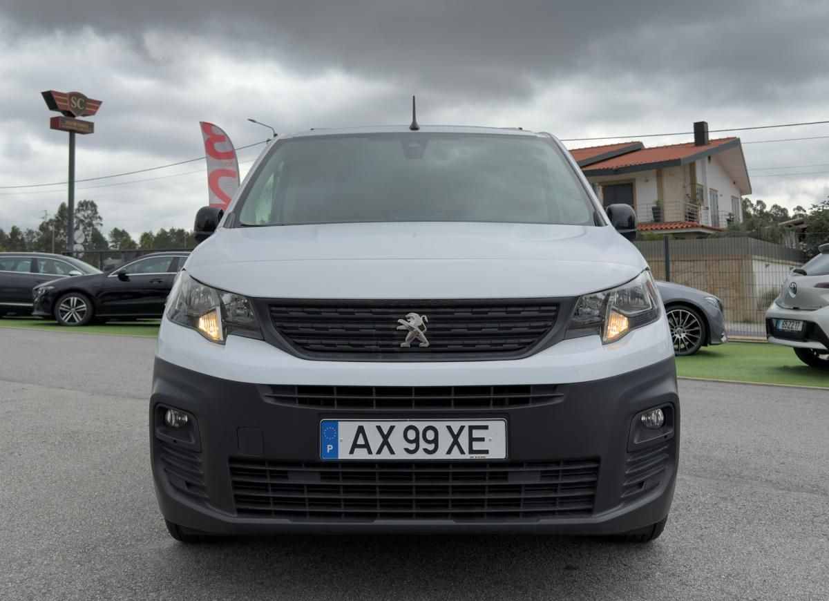 peugeot-partner-2023-diesel-1499cc