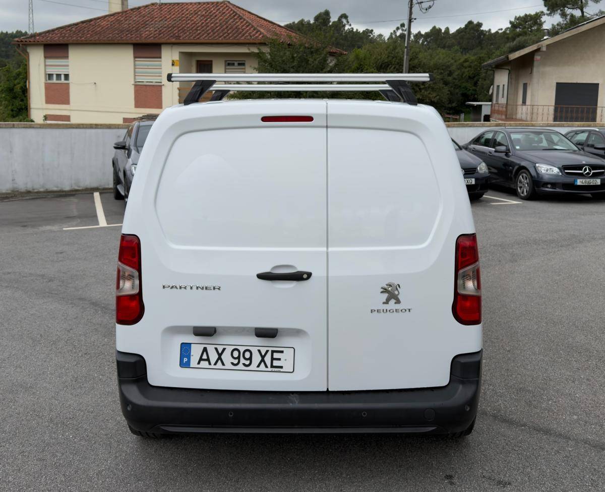 peugeot-partner-2023-diesel-1499cc