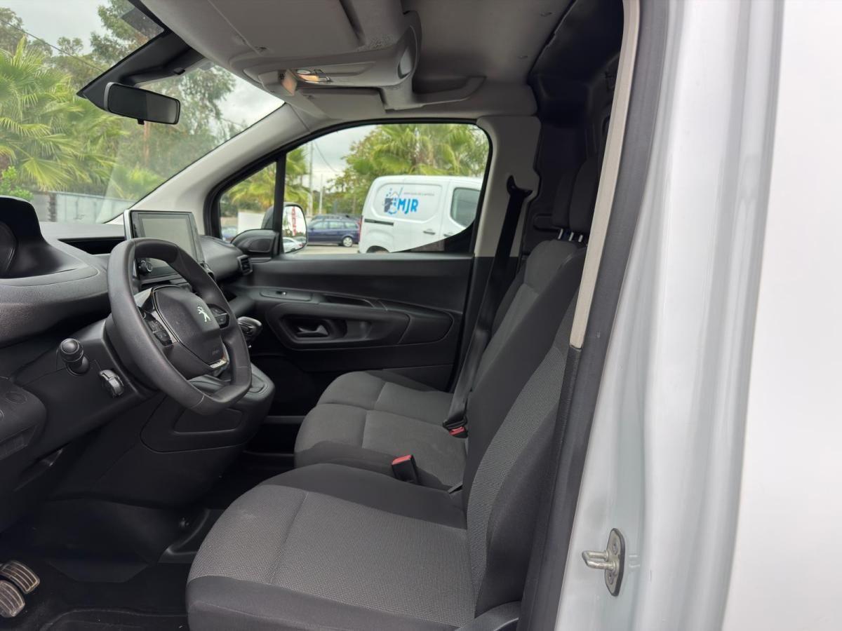 peugeot-partner-2023-diesel-1499cc