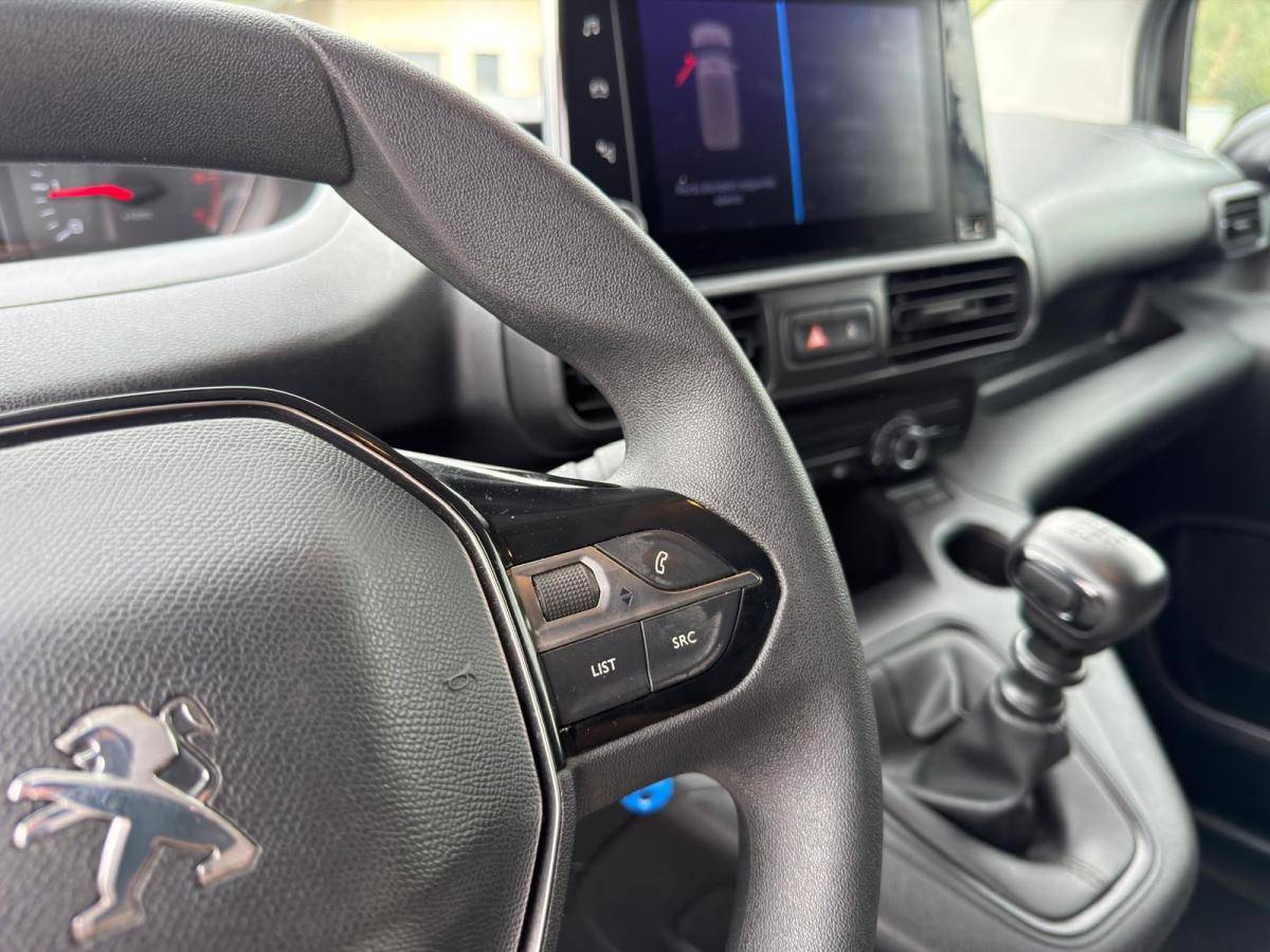 peugeot-partner-2023-diesel-1499cc