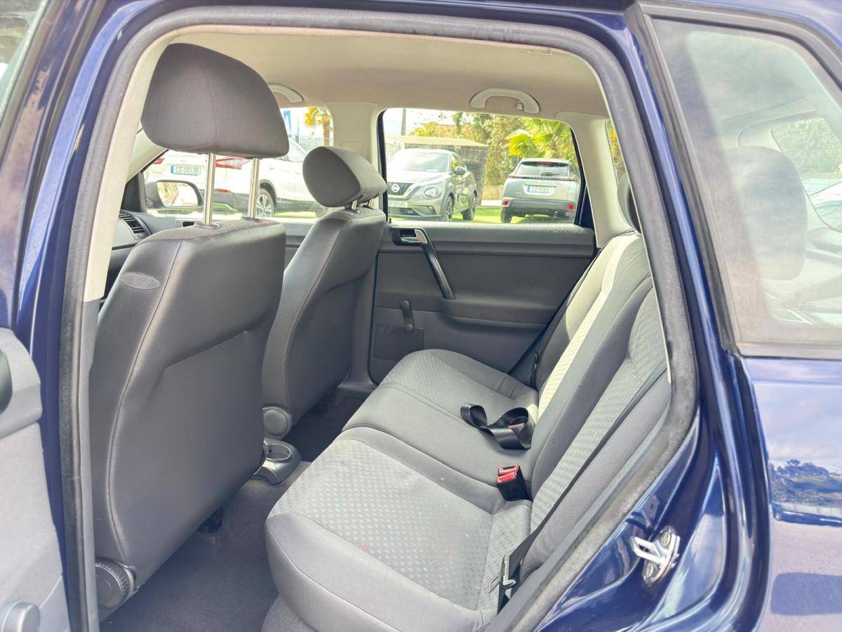 volkswagen-polo-2002-diesel-1422cc