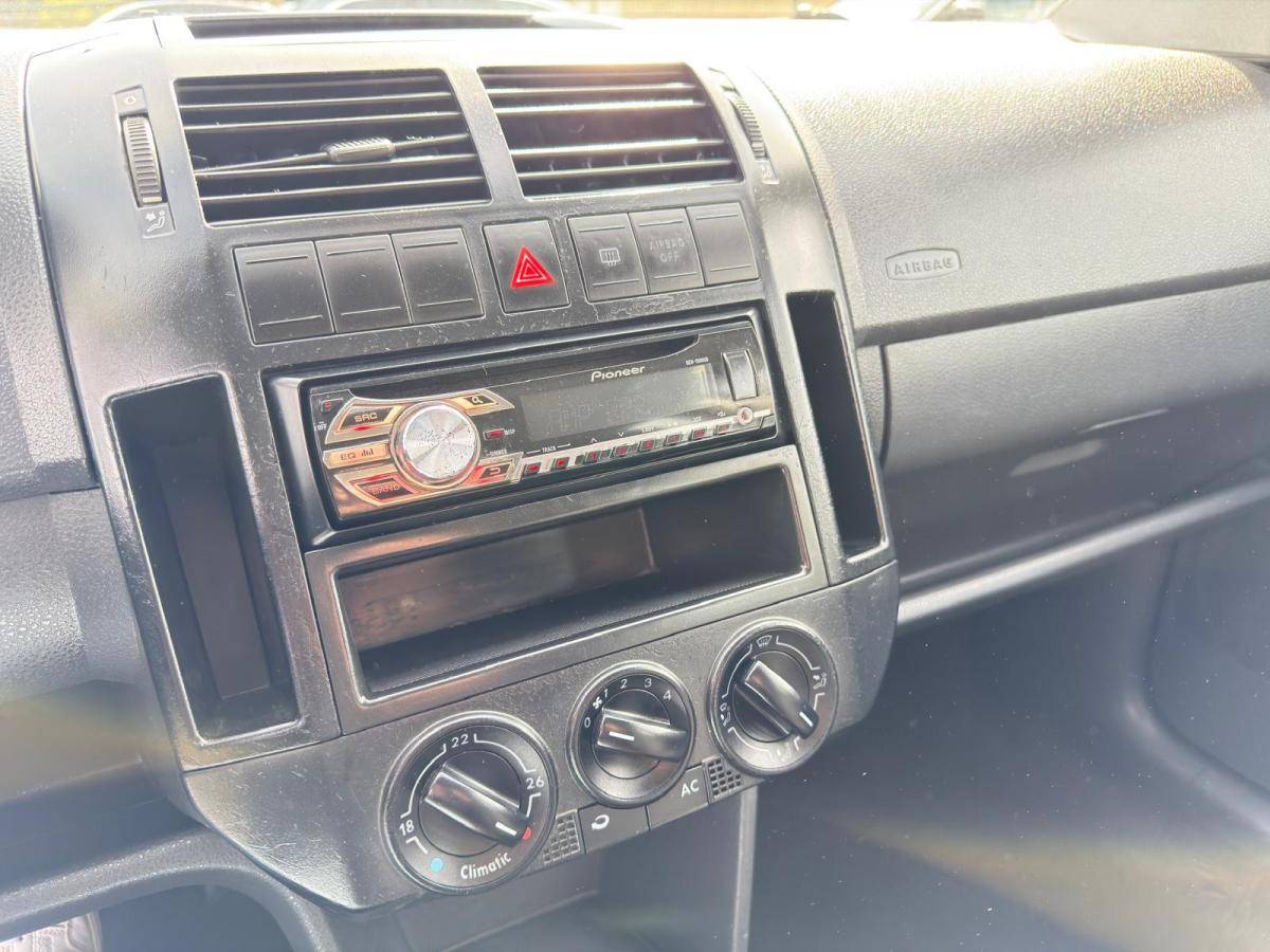 volkswagen-polo-2002-diesel-1422cc
