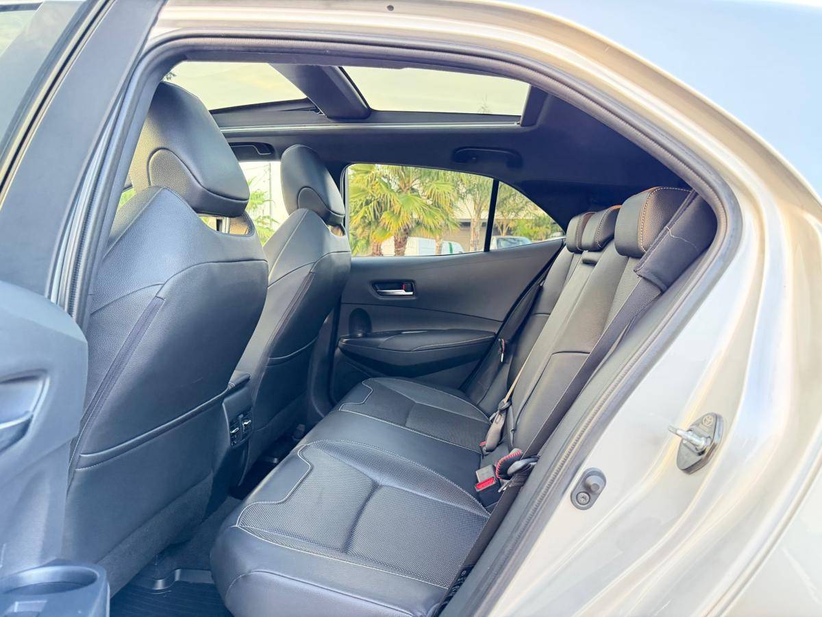 toyota-corolla-2019-hibrido-a-gasolina-1987cc