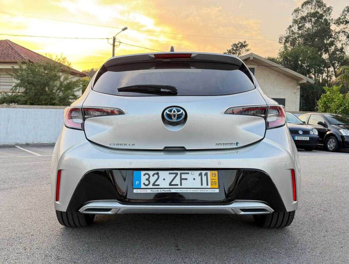 toyota-corolla-2019-hibrido-a-gasolina-1987cc