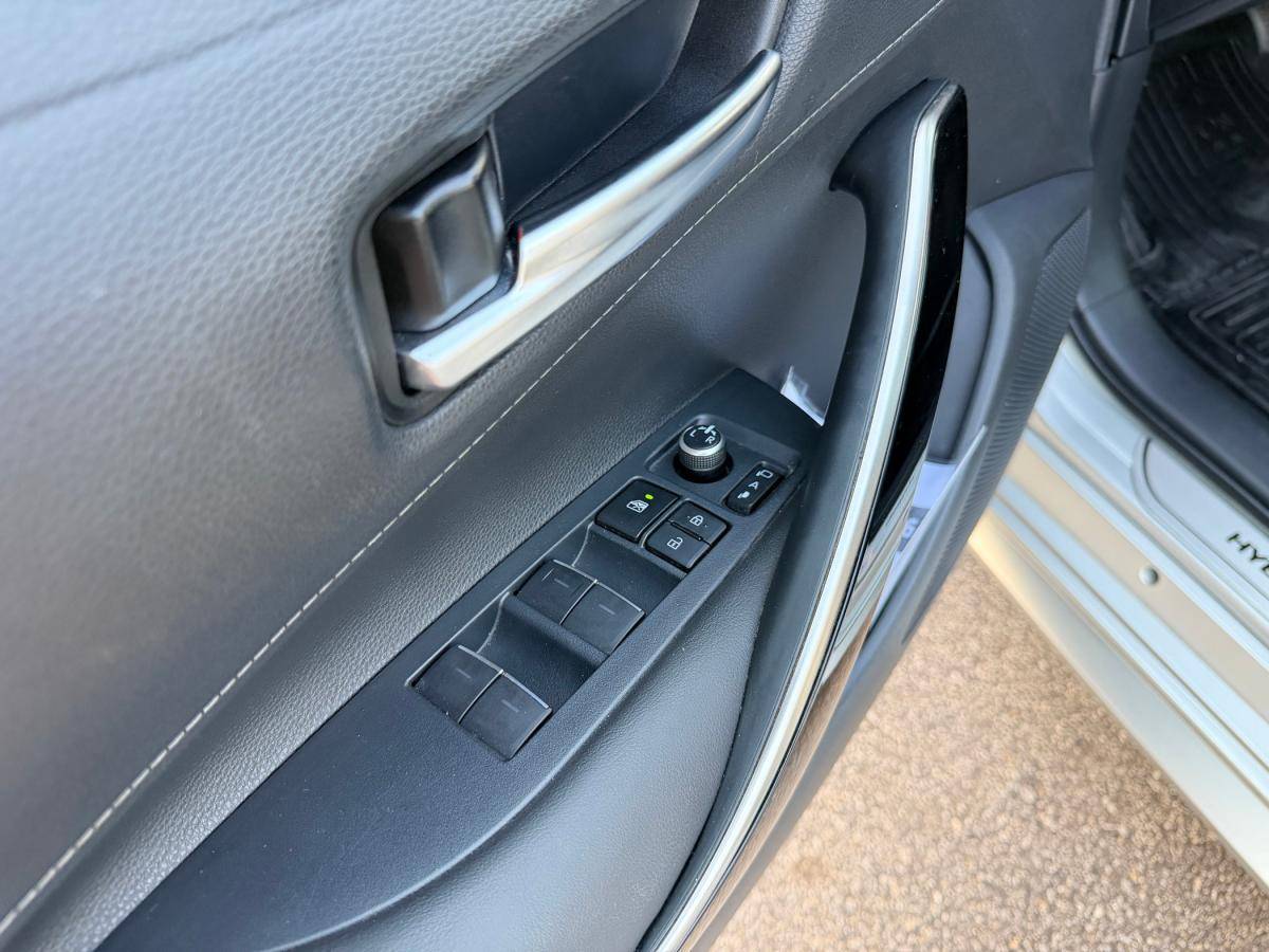 toyota-corolla-2019-hibrido-a-gasolina-1987cc