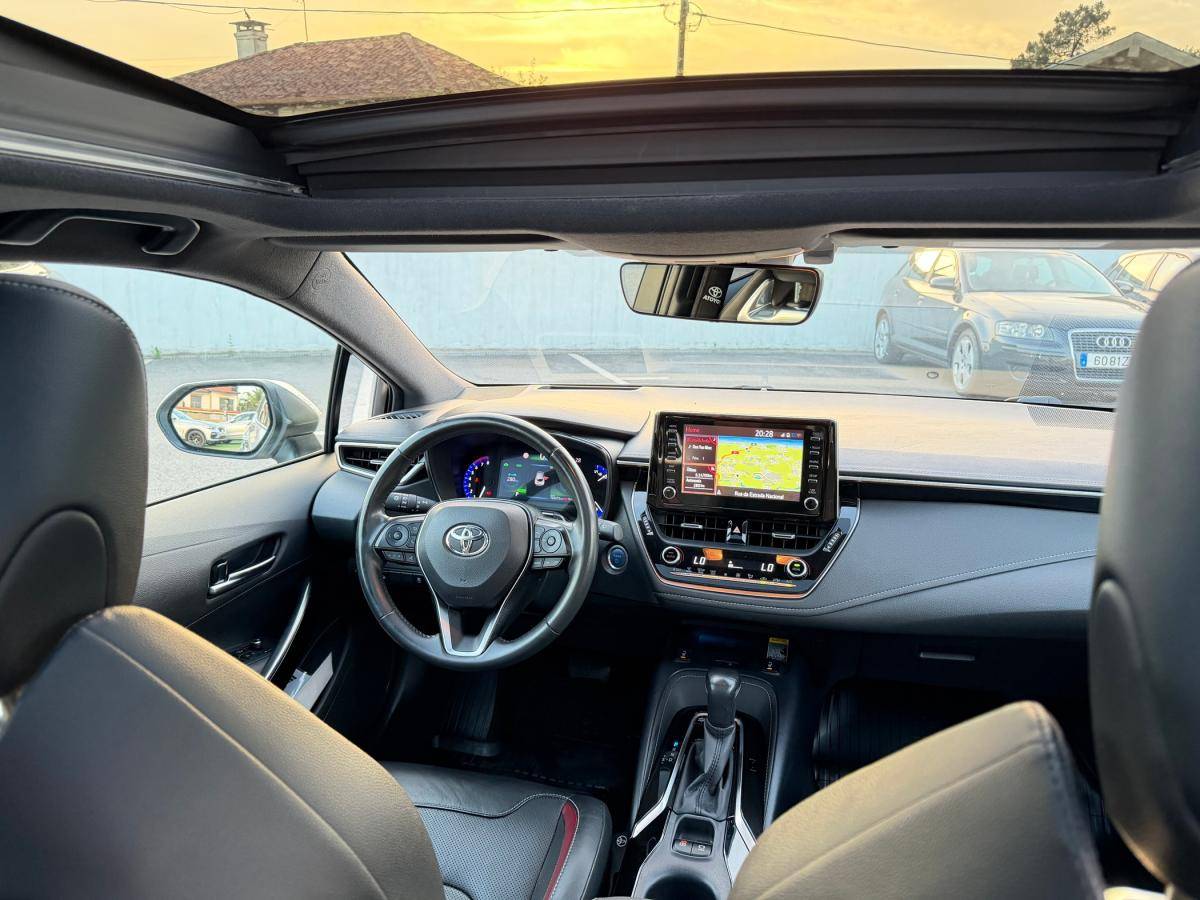 toyota-corolla-2019-hibrido-a-gasolina-1987cc