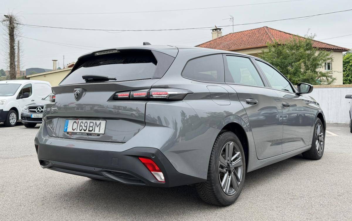 peugeot-308-sw-2024-gasolina-1199cc