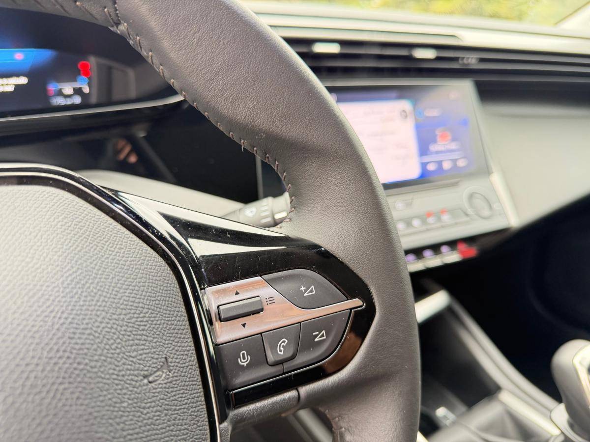 peugeot-308-sw-2024-gasolina-1199cc