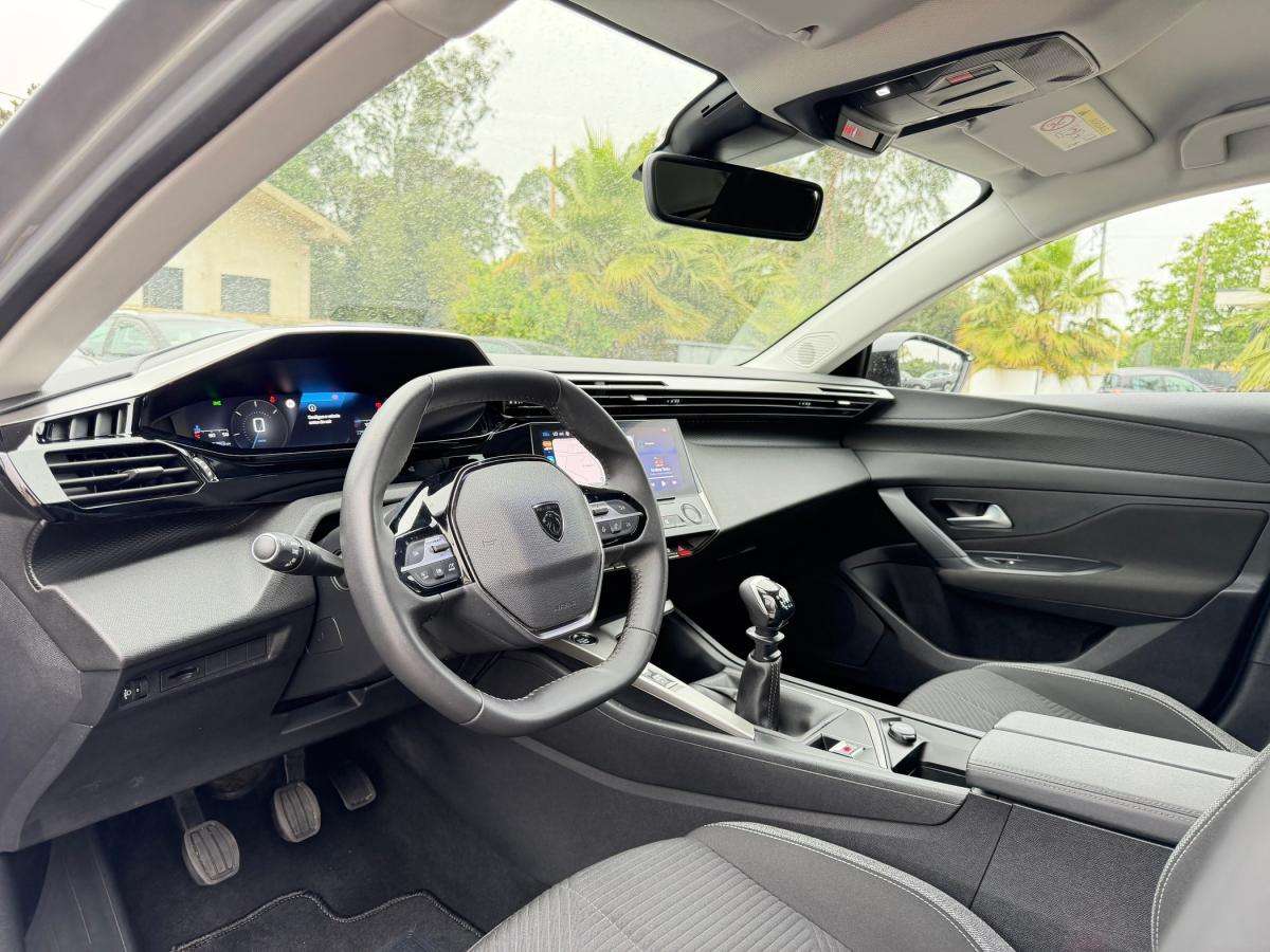 peugeot-308-sw-2024-gasolina-1199cc