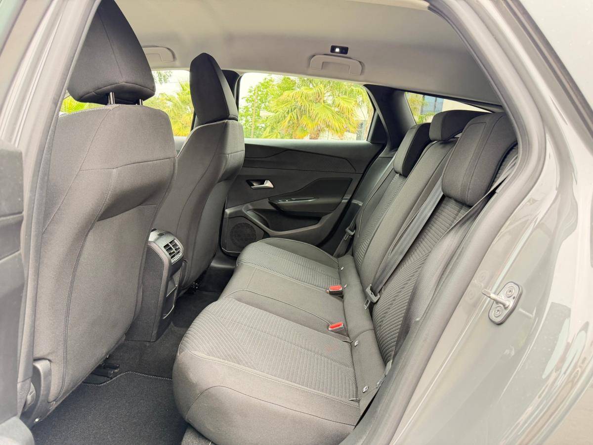 peugeot-308-sw-2024-gasolina-1199cc