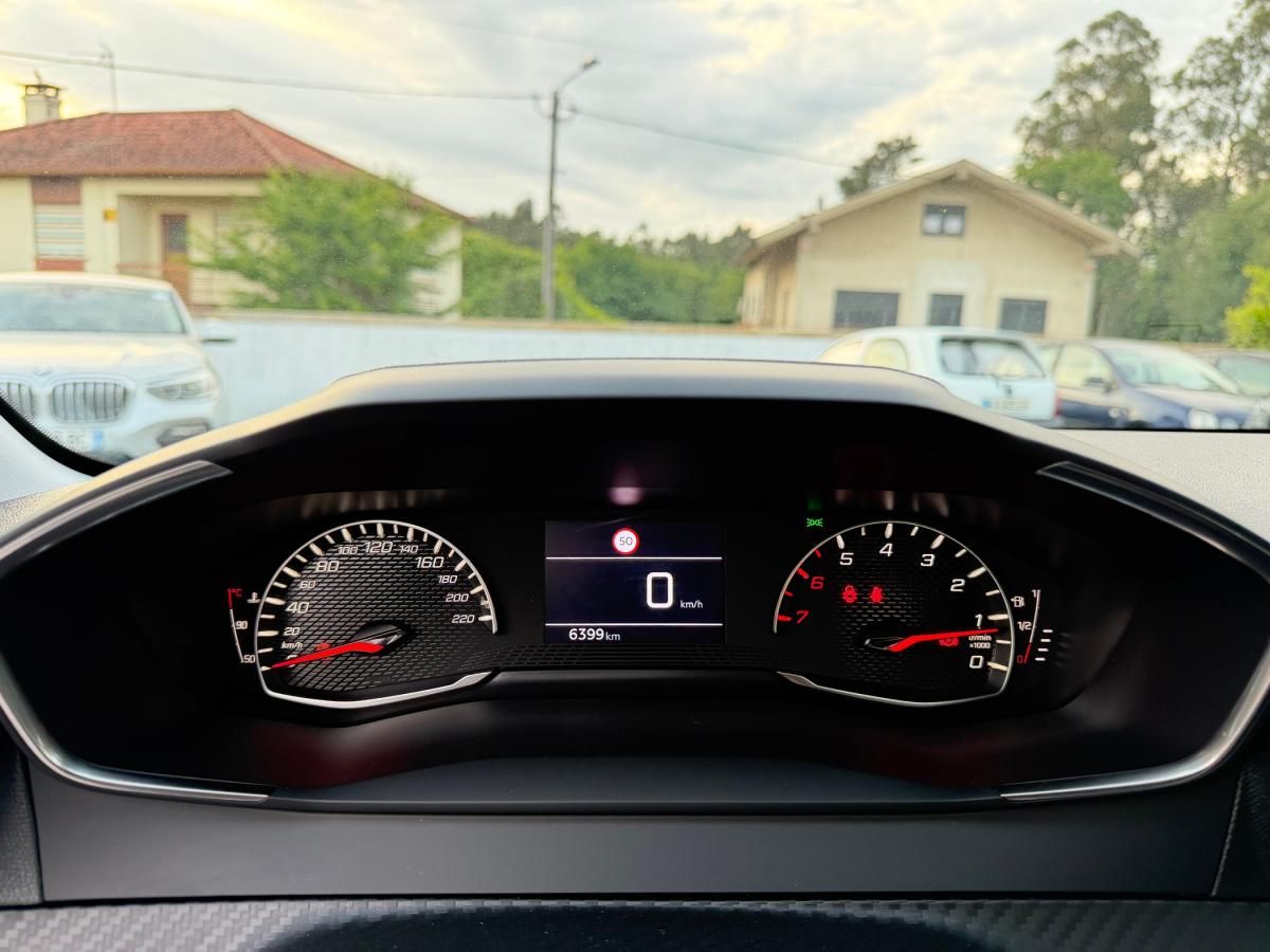 peugeot-208-2024-gasolina-1199cc