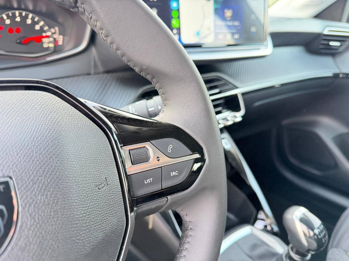 peugeot-208-2024-gasolina-1199cc