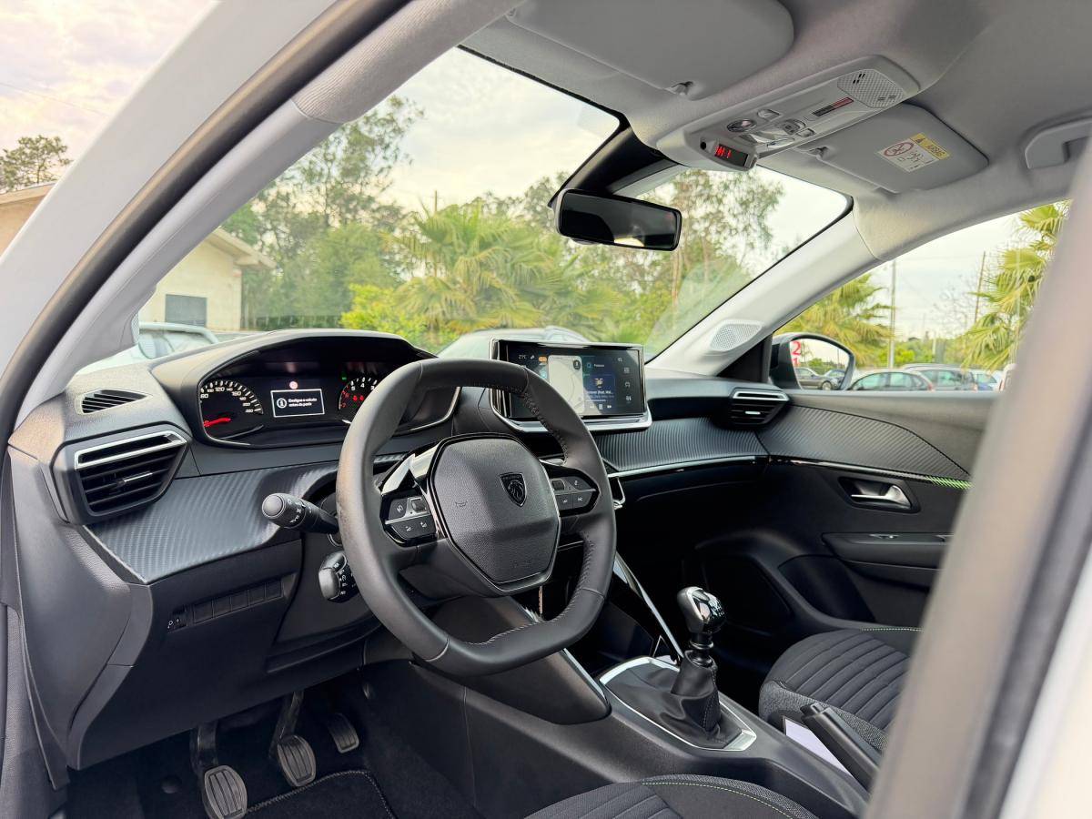 peugeot-208-2024-gasolina-1199cc