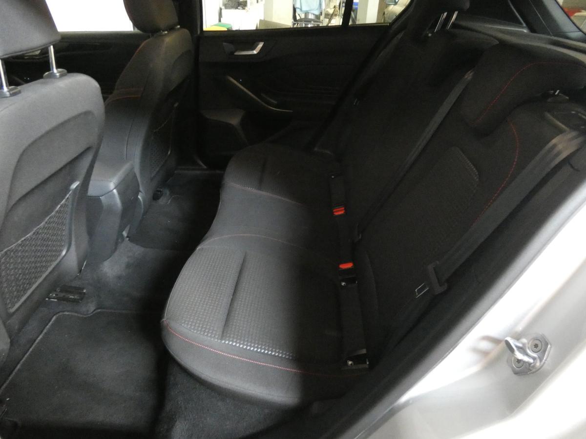ford-focus-2024-gasolina-998cc