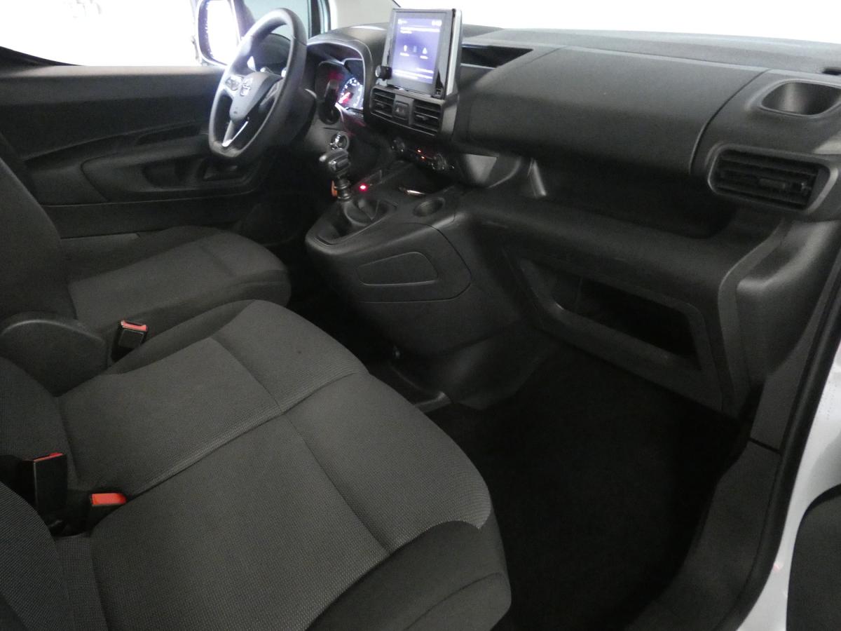 opel-combo-2022-diesel-1499cc