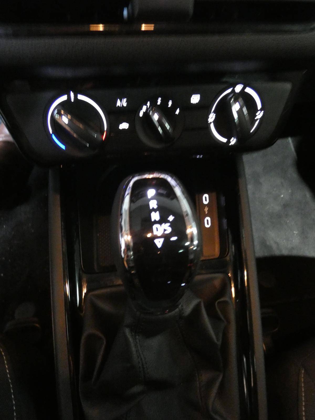 skoda-kamiq-2025-gasolina-1498cc