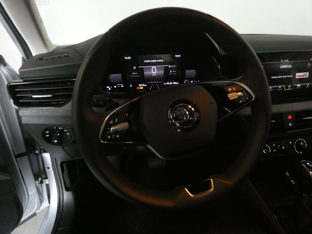 skoda-kamiq-2025-gasolina-1498cc