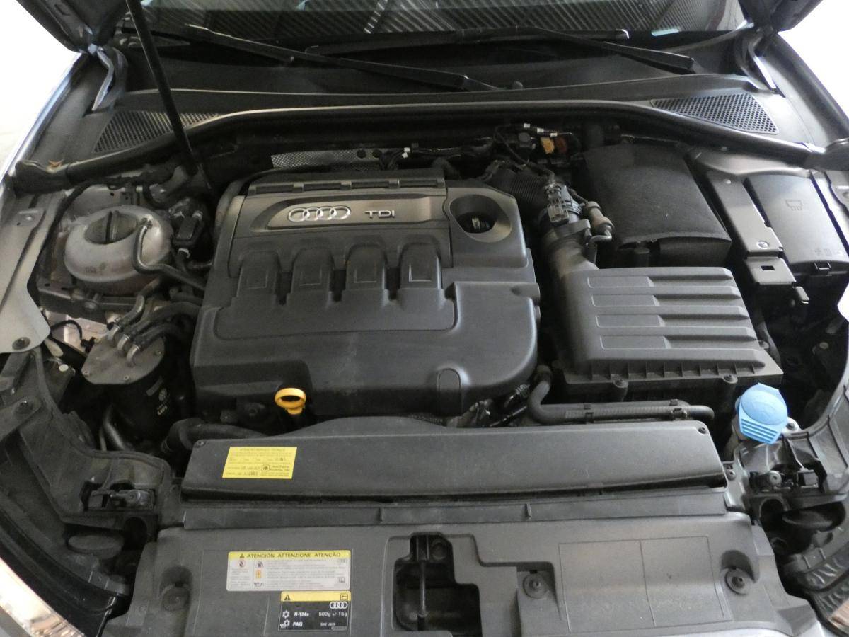 audi-a3-sportback-2014-diesel-1598cc