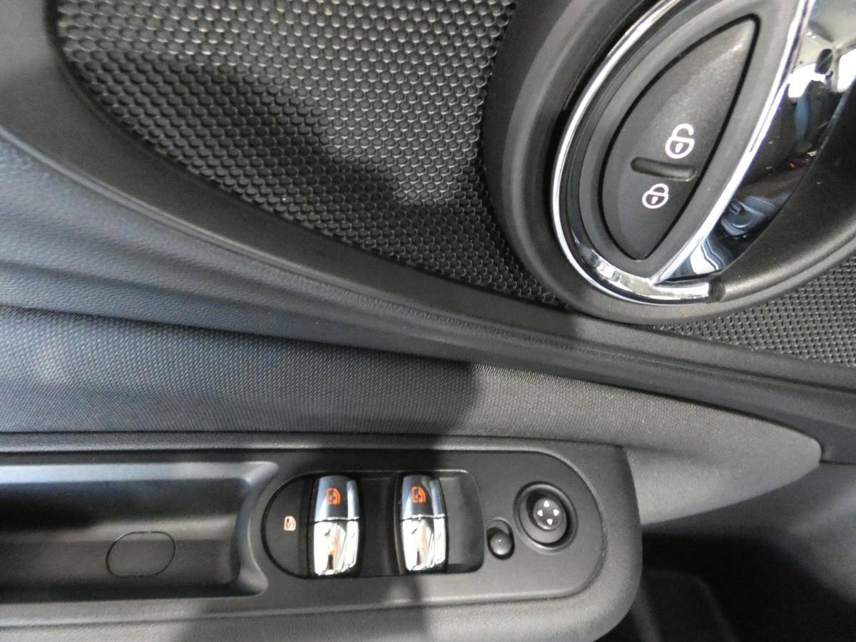 mini-clubman-2019-diesel-1496cc