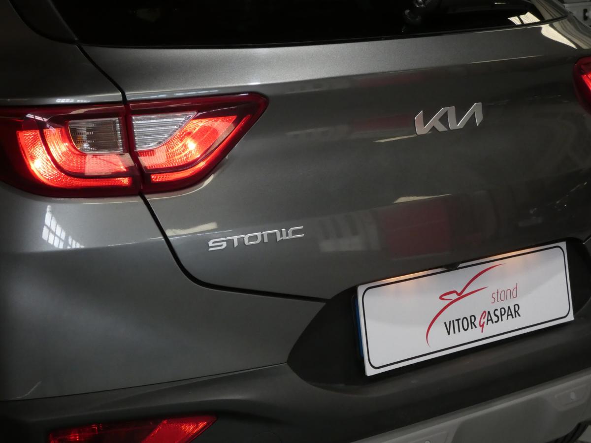 kia-stonic-2025-gasolina-1197cc