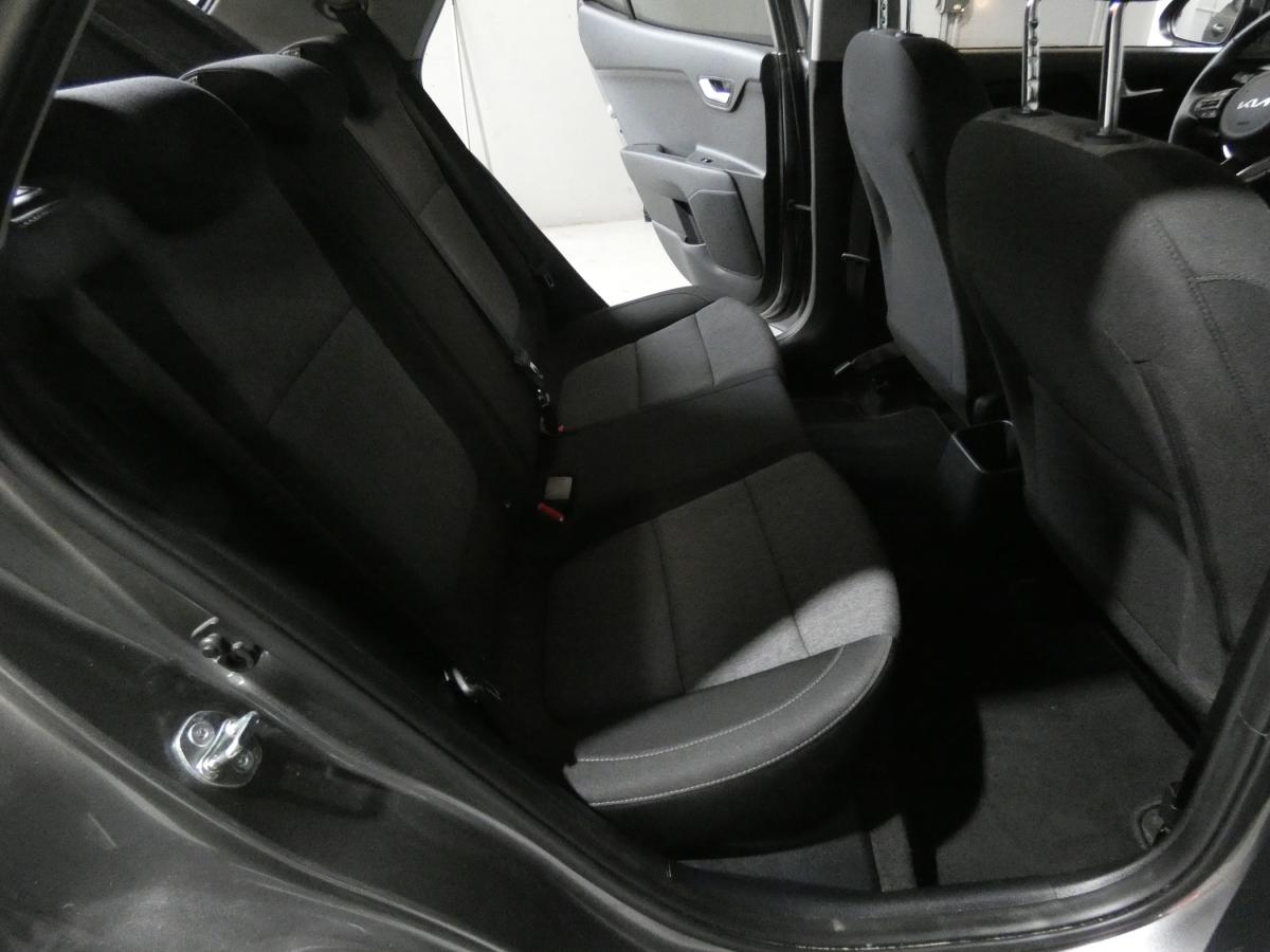 kia-stonic-2025-gasolina-1197cc