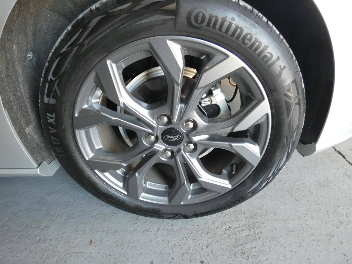 ford-focus-2024-gasolina-998cc