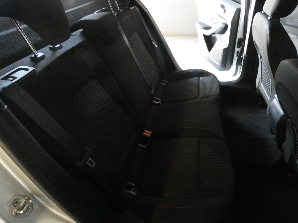 ford-focus-2024-gasolina-998cc