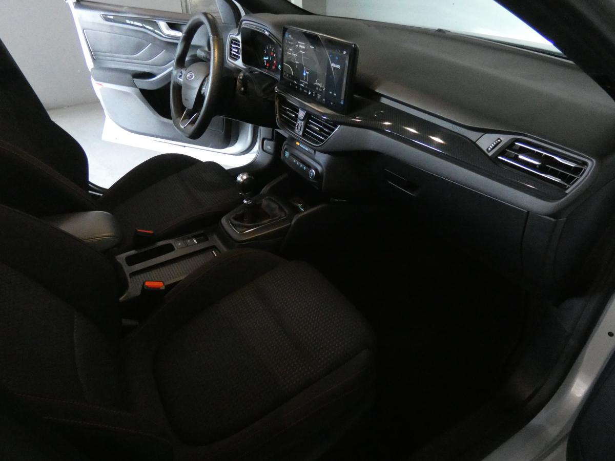 ford-focus-2024-gasolina-998cc