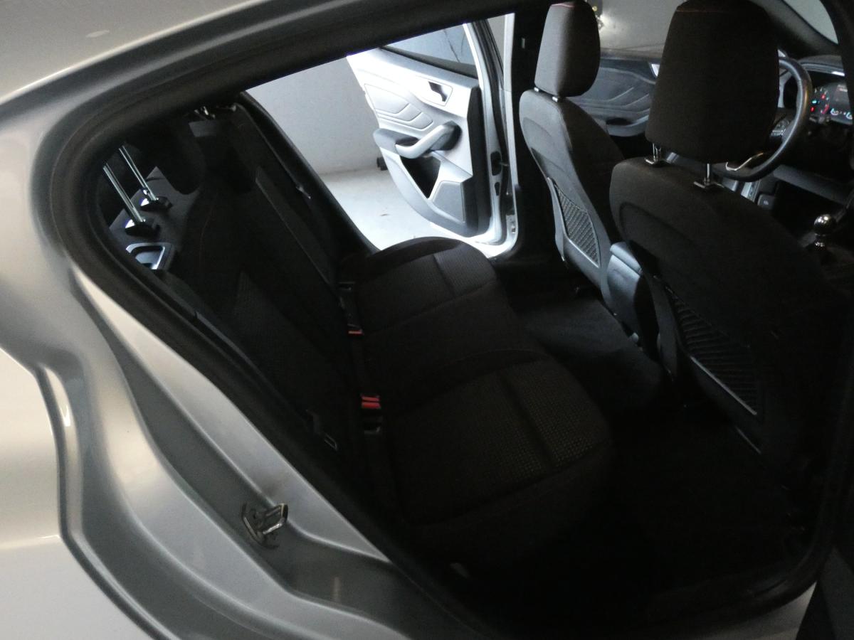 ford-focus-2024-gasolina-998cc