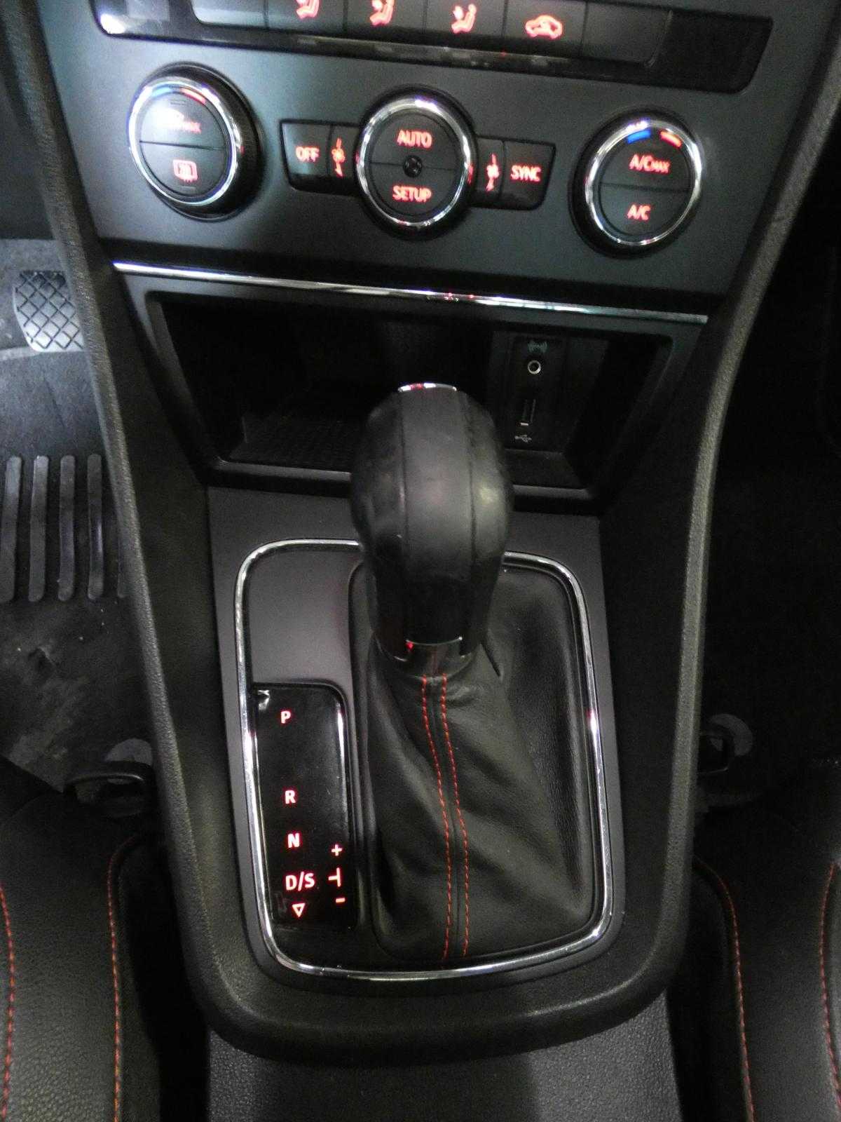 seat-leon-st-2015-diesel-1968cc
